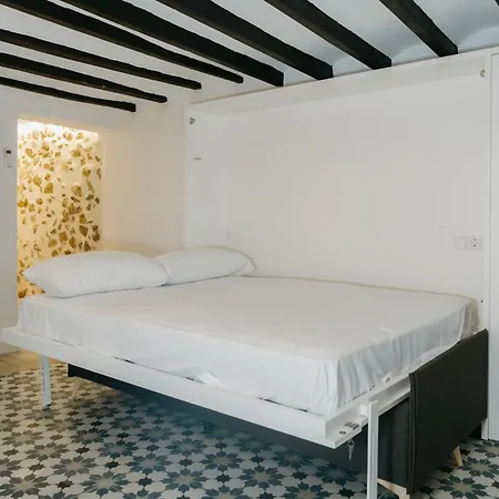 Courbu Harbor's Light Apartman